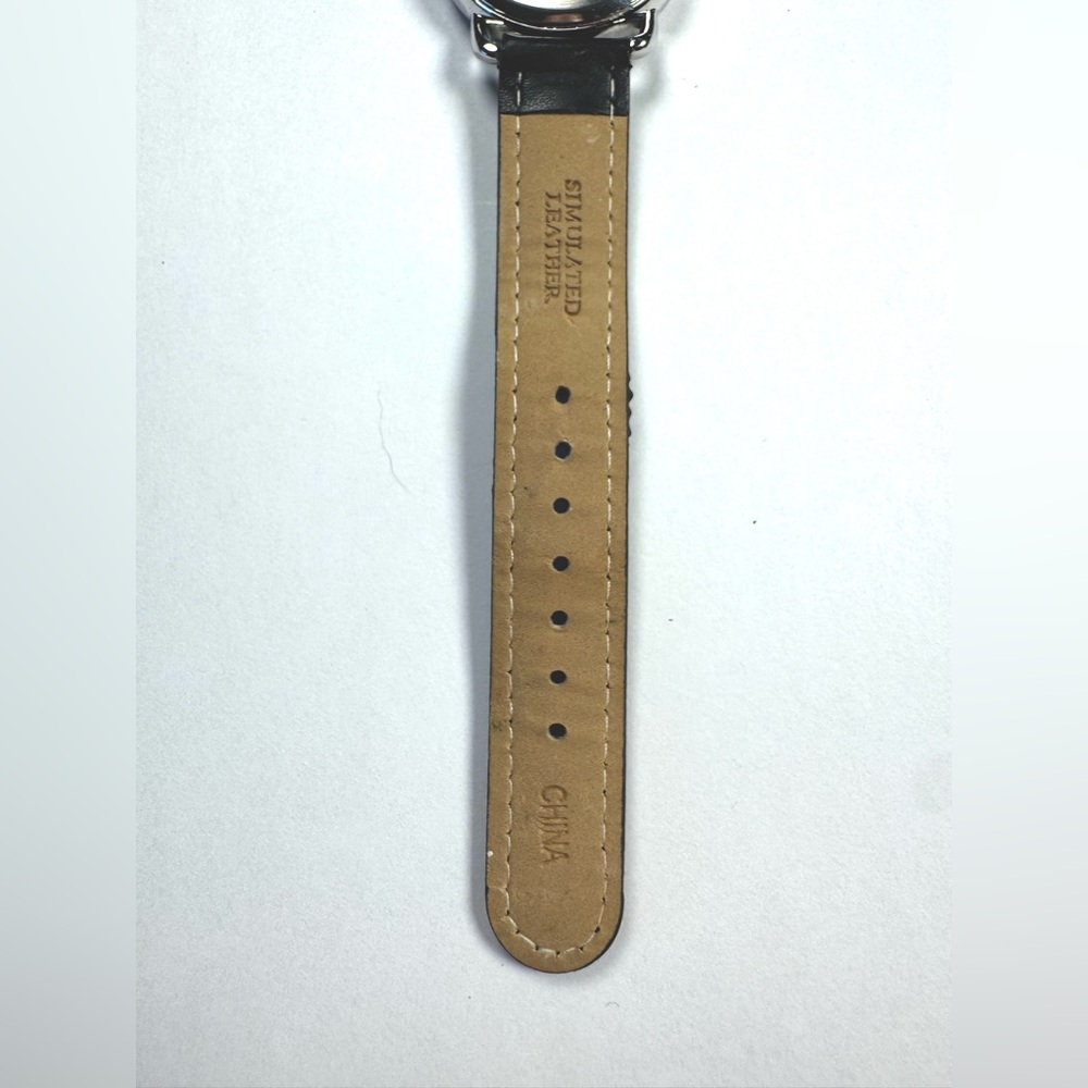 Classic Vintage Black Leather Quartz Watch – Adjustable Band - Picture 9 of 12
